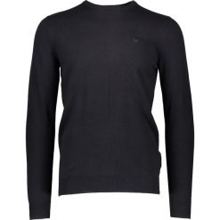 Sweter w kolorze czarnym. Czarne swetry męskie Wrangler, bez wzorów, z bawełny, bez kołnierzyka, bez ramiączek. W wyprzedaży za 109.95 zł.