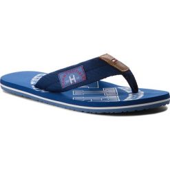 Japonki TOMMY HILFIGER - Essential Th Beach Sandal FM0FM01369 Monaco Blue 408. Niebieskie klapki i japonki męskie Tommy Hilfiger, z materiału. W wyprzedaży za 119.00 zł.