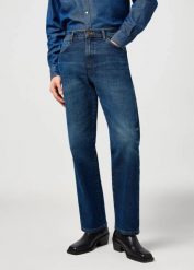 WRANGLER MĘSKIE SPODNIE JEANSOWE WRANGLER FRONTIER MEADOW HAZE 112362559. Jeansy męskie Wrangler, bez wzorów, z jeansu. Za 199.99 zł.