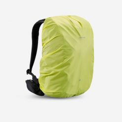 Pokrowiec przeciwdeszczowy na plecak 10/20 l. Zielone plecaki męskie QUECHUA, bez wzorów, z kauczuku. Za 25.99 zł.