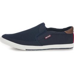 Tom Tailor tenisówki męskie 41 ciemnoniebieskie. Niebieskie trampki męskie Tom Tailor, bez wzorów, bez zapięcia. Za 216.00 zł.