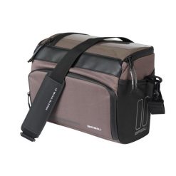 Torba rowerowa na kierownicę „Move”, brązowa. Brązowe torby męskie na ramię BASIL, bez wzorów, sportowe, na ramię. Za 279.90 zł.