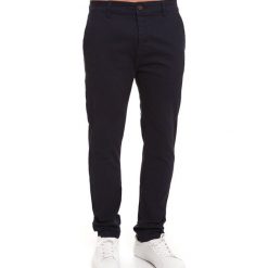Dżinsy w kolorze granatowym. Niebieskie jeansy męskie Lonsdale, Kangol, Crosshatch, bez wzorów. W wyprzedaży za 114.95 zł.