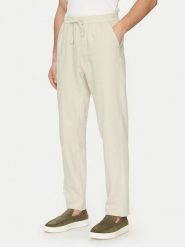 Guess Spodnie materiałowe F5GB02 WH4J0 Zielony Regular Fit. Zielone spodnie na co dzień męskie Guess, z aplikacjami, ze lnu. Za 239.99 zł.