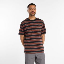 Koszulka męska New Balance Numeric MT53700BK – brązowa. Brązowe t-shirty sportowe męskie New Balance, m, bez wzorów, z dresówki, sportowe, bez ramiączek. Za 199.99 zł.