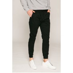 Jack & Jones - Spodnie 12132680. Spodnie na co dzień męskie marki Jack & Jones. W wyprzedaży za 99.90 zł.