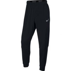 Nike Spodnie męskie Dry Pant Taper Fleece czarne r. S (860371-010). Długie spodnie sportowe męskie marki Nike. Za 170.00 zł.