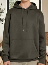 Bluza hoodie basic - zielony. Zielone bluzy nierozpinane męskie Sinsay, l, bez wzorów, bez ramiączek, bez kaptura. Za 39.99 zł.