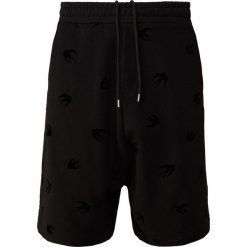McQ Alexander McQueen DART LOW CROTCH SHORTS Szorty darkest black. Czarne szorty męskie McQ Alexander McQueen, z bawełny. Za 969.00 zł.