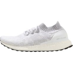 Adidas Performance ULTRA BOOST UNCAGED Obuwie do biegania treningowe feather white/whitin/black. Buty do biegania męskie marki New Balance. Za 749.00 zł.
