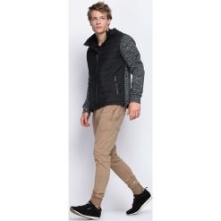 Szara Bluza Good Symptoms. Bluzy rozpinane męskie Born2be. Za 44.99 zł.