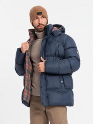 Kurtka męska puffer z podszewką w kratę – granatowa V1 - Rozmiar: S. Niebieskie kurtki męskie Ombre Clothing, m, z aplikacjami, z bawełny, bez ramiączek, bez kaptura. W wyprzedaży za 314.99 zł.