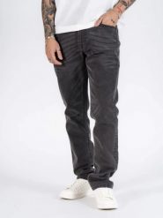 Męskie Spodnie Jeansowe Marcus Sebb 2215 Grey Miner 14-200302. Szare jeansy męskie MARCUS, bez wzorów, z jeansu. Za 199.99 zł.