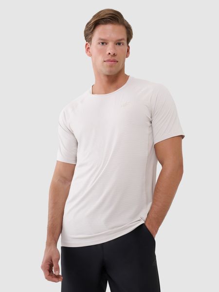 4F Koszulka treningowa szybkoschnąca męska - beżowa M. Brązowe t-shirty męskie 4f, m, bez wzorów, z dzianiny, bez kołnierzyka, bez ramiączek. Za 129.99 zł.