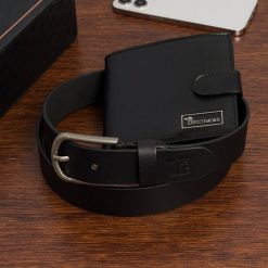 Zestaw prezentowy męski skórzany pasek portfel pudełko premium czarny Beltimore Z27. Czarne portfele męskie bez wzorów. Za 129.99 zł.