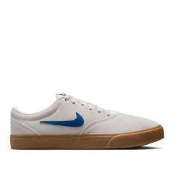Buty Nike Charge Suede IB2750 005. Szare buty do biegania męskie Nike, bez wzorów, bez zapięcia, do biegania. Za 279.00 zł.