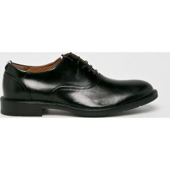 Conhpol - Półbuty. Eleganckie półbuty męskie marki Conhpol. W wyprzedaży za 299.90 zł.