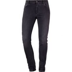CLOSED UNITY Jeansy Slim Fit black faded. Czarne jeansy męskie CLOSED, z bawełny. Za 759.00 zł.