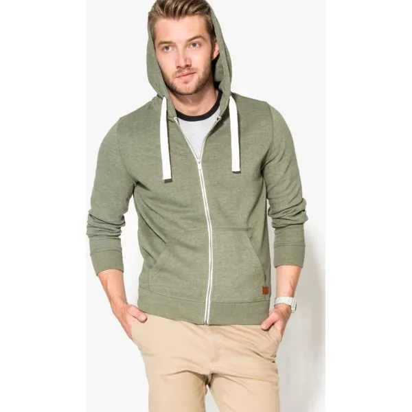 Confront Bluza Colorado , zielony, rozmiar L. Zielone bluzy nierozpinane męskie Confront, l, bez wzorów, z materiału, z kapturem. W wyprzedaży za 47.99 zł.