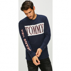 Tommy Jeans - Longsleeve. Czarne koszulki męskie z długim rękawem Tommy Jeans, z nadrukiem, z bawełny, z okrągłym kołnierzem, z długim rękawem. Za 199.90 zł.