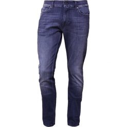 7 for all mankind RONNIE Jeansy Slim Fit dark blue. Jeansy męskie marki 7 for all mankind. W wyprzedaży za 413.55 zł.