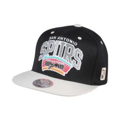 Czapka San Antonio Spurs. Czarne czapki męskie Mitchell & Ness, bez wzorów, sportowe. Za 226.50 zł.