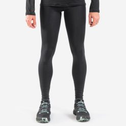 Legginsy do biegania w terenie męskie Kiprun Run 900. Czarne legginsy męskie KIPRUN, m, bez wzorów, ze skóry, długie, do biegania. Za 149.99 zł.