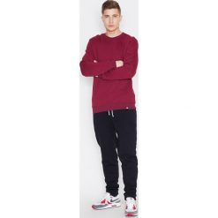 Visent Spodnie męskie V011 Czarne r. XXL. Czarne spodnie dresowe męskie Visent. Za 82.69 zł.