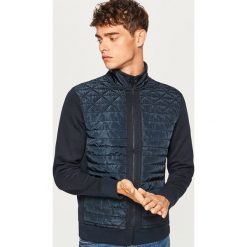 Bluza z pikowanym przodem - Granatowy. Bluzy nierozpinane męskie marki Reserved. W wyprzedaży za 59.99 zł.