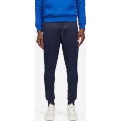 G-Star Raw - Spodnie. Spodnie na co dzień męskie marki G-Star Raw. Za 469.90 zł.