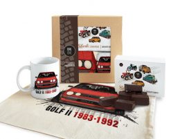Golf II — paczka (Zawartość paczki: koszulka, torba, kubek, słodycze; Rozmiar koszulki / bluzy: M (męska); Kolor koszulki / bluzy: jasnoszary melanż;. Szare bluzy nierozpinane męskie nikiniki, m, bez wzorów, z bawełny, klasyczne, bez ramiączek, bez kaptura. Za 169.00 zł.