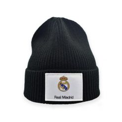 Real Madryt czapka zimowa hat RM5GO29 czarny OSFM. Czarne czapki męskie Real Madrid, na zimę, bez wzorów, sportowe. Za 109.00 zł.