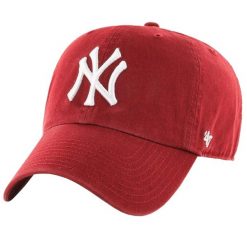 Czapka z daszkiem męska New York Yankees MLB Clean Up Cap. Czerwone czapki męskie 47 Brand, bez wzorów, z bawełny. Za 169.50 zł.