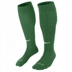 Getry do piłki nożnej Nike Classic II Cush OTC. Zielone legginsy męskie Nike, bez wzorów, do piłki nożnej. Za 37.00 zł.