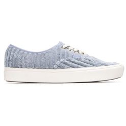 Buty do chodzenia dla dorosłych Vans Comfycush Authentic trampki. Niebieskie trampki męskie Vans, bez wzorów, bez zapięcia. W wyprzedaży za 139.00 zł.