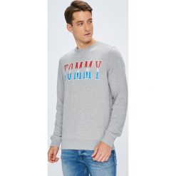 Tommy Jeans - Bluza. Bluzy nierozpinane męskie marki Tommy Jeans. W wyprzedaży za 239.90 zł.