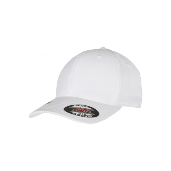 Czapka z poliestru pochodzącego z recyklingu Flexfit. Białe czapki męskie FLEXFIT, bez wzorów. Za 103.50 zł.