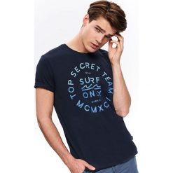T-SHIRT Z NADRUKIEM. T-shirty męskie TOP SECRET. Za 29.99 zł.