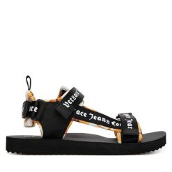 Sandały Versace Jeans Couture. Czarne sandały męskie Versace Jeans Couture, z jeansu, bez zapięcia. Za 569.99 zł.