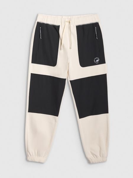 4F Spodnie polarowe joggery męskie - beżowe XXL. Brązowe spodnie dresowe męskie 4f, bez wzorów, z dresówki. Za 159.99 zł.