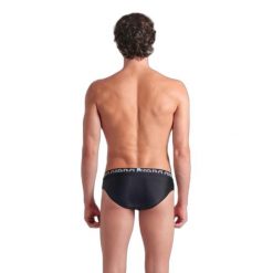 Kąpielówki Arena Elastic Logo. Czarne kąpielówki męskie ARENA, m, bez wzorów. Za 212.50 zł.