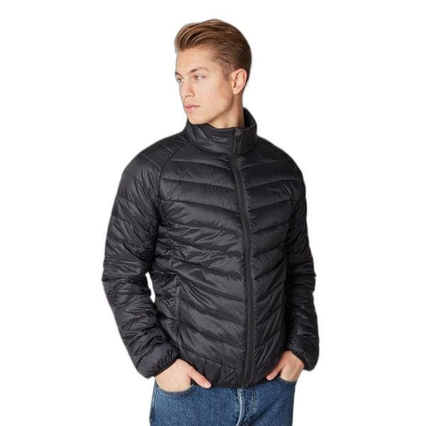 Kurtka puchowa Protest Prtshaffer. Czarne kurtki męskie Protest, na zimę, bez wzorów, z puchu, sportowe, bez ramiączek, bez kaptura. Za 422.00 zł.