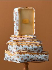 Organizer do walizki - wielobarwny. Walizki męskie Sinsay, bez wzorów. Za 29.99 zł.