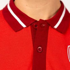 Polo męskie Arsenal. Czerwone koszulki polo męskie ARSENAL, m, bez wzorów, eleganckie, bez kołnierzyka, bez ramiączek. Za 199.99 zł.