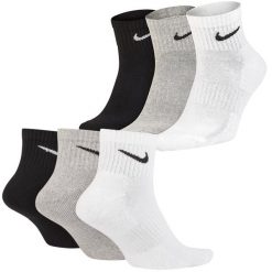 Skarpetki treningowe Nike Dri-Fit Training 3pack SX7677-901 wysokie. Białe buty treningowe męskie Nike, bez wzorów, bez zapięcia, na fitness i siłownię, dri-fit (nike). Za 49.90 zł.