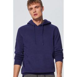 Gładka bluza z kapturem - Fioletowy. Bluzy nierozpinane męskie marki Cropp. Za 79.99 zł.