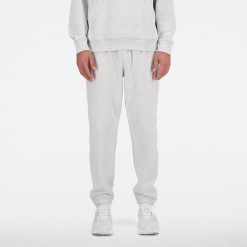 Spodnie męskie New Balance MP41508AHH – szare. Szare spodnie dresowe męskie New Balance, bez wzorów, z bawełny. Za 359.99 zł.