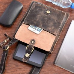 Brązowa skórzana torba męska raportówka na ramię mała Beltimore M10. Brązowe torby męskie na ramię bez wzorów, na ramię, małe. Za 189.90 zł.