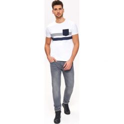 T-SHIRT Z KIESZENIĄ. T-shirty męskie TOP SECRET. Za 49.99 zł.