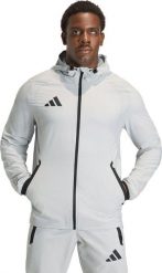 Kurtka męska Adidas Kurtka męska adidas Tiro 26 Travel Windbreaker jasnoszara KD3336 S. Szare kurtki męskie ADIDAS, m, bez wzorów, bez ramiączek, bez kaptura. Za 355.31 zł.